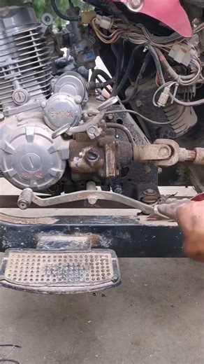 If you often encounter C-end uses complaining about “unsmooth shifting,oil leaks,and vibrations,”