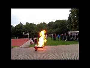 Brandschutzübung - Deo-Dosen-Explosion
