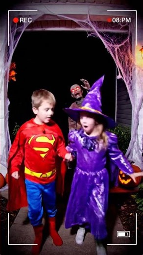 “Zombie Malfunctions During Halloween… Says ‘Happy Birthday!’ | Funniest Ring Cam Ever”