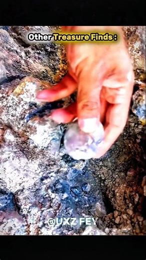 Normal Treasure find vs KING of treasure 🗿🤯