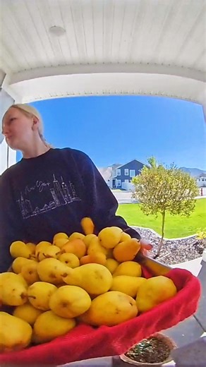 My neighbors wife came over #wifey #neighbors | Koltin Darley