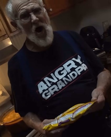 Christmas Cookie Disaster! #agp #angrygrandpa #funny #cookies #fyp