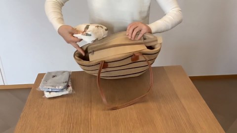 HexClad Steak Knife Set, 4-Pieces Damascus Stainless Steel Blades, Full Tang Construction, Pakkawood Handles