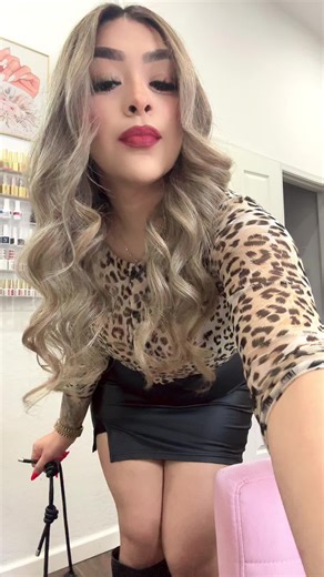 I tucked my shirt and it looks like i have a big belly button LMAOO #fy #ootdinspo #ootd #cheetah #fyp