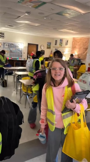Jefferson Middle School on Instagram: "Rocking out at the quarry! ⛏️⛰️ Our 6th-grade science students had an absolute blast on their recent field trip! Our science standards were brought to life right here in Jefferson, allowing students to see real-world applications of the Rocks & Minerals unit they are currently learning about! A huge thank you to @quikreteconcrete and @georgia_stone_products for hosting us and providing this fantastic opportunity through your community outreach program! #jms