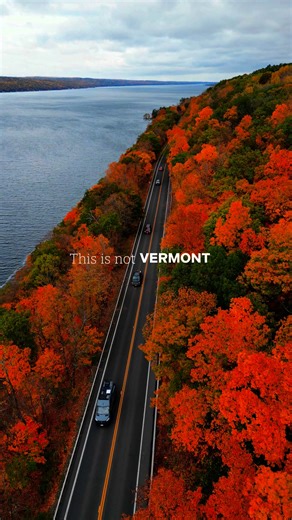 🍁 Fall in NEW YORK 🍂⁠ ⁠ New York is most famous for NYC but the state is more than just the city! One of the most stunning States in USA for Fall Foliage with stunning waterfalls & parks! ⁠ ⁠ Have you ever explored Upstate New York during Fall? 🍂⁠ ⁠⁠ Some of my favorite places to explore during Fall are:⁠ ⁠ 🍁 Finger Lakes⁠ 🍁 Niagara Fall State Park⁠ 🍁 Letchworth State Park⁠ 🍁 Catskill⁠ 🍁 Hunter Mountain ⁠ 🍁 Kaaterskill Falls⁠ 🍁 Cascadilla Creek Gorge⁠ 🍁 Taughannock Falls⁠ 🍁 Saranac L