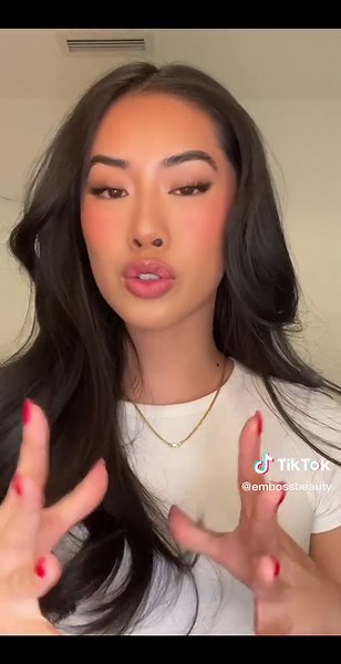 Lash hack for half lashes using clusters 🫶🏻 #lashhack #lashroutine #lashtutorial #diylashextensions