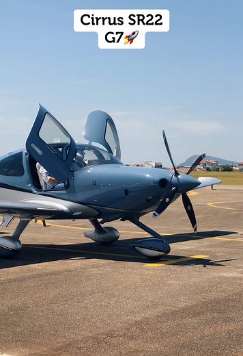 Cirrus SR-22: A Look at the Aviation Marvel