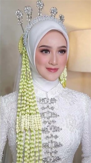wedding makeup using hijab