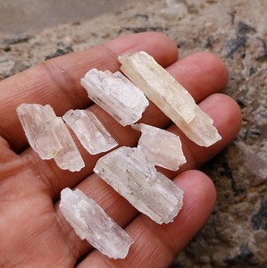 Moonstone Raw: 7 Piece Natural African Gemstone 109 Carats - Etsy