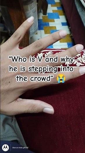 who is V and why he is stepping into the crowd 😭#viral