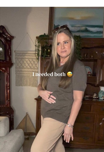 I love this brand because the fit is always perfect. I have the black collared long sleeve and this v-neck short sleeve! Same comfort, different moods. Which one is your vibe? ✨ @Arach&cloz #styleover40 #fashionfinds #elevatedbasics #springstyle #ad