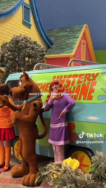 Explore Warner Bros Theme Park in Abu Dhabi