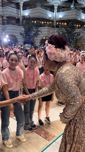 . One Aloha Festival Sakura Project 2026 2026年3月28日（土） 大森ベルポート アトリウム One Aloha Festival Sakura Project 2026 みんなで踊ろうPua Sakura 追加参加者募集！！ 18:00-18:30 🌸Natalie Mele Hula🌸 Pua Sakura Uiha Whoa Ke Aloha Hula Baby （曲順は決まってません） を予定しております。 "みんなで踊ろうPua Sakura "には オリジナルTシャツ2026 （3,800円）のご購入と着用が必要となります！ 【お申込みについて】 プロフィールのお申し込みフォームへ 必要事項をご入力、送信をしてください。 お申し込み期日2月18日 【お問い合わせ】 info@yasuda-intl.com または instagram DMへ 皆さんのご参加をお待ちしております。 #sakuraproject #sakuraproject2026 #ハワイ #フラ #natalieaikamauuofficial | Yasud