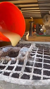 11K views · 146 reactions | Learn to lay Vuba in Perth We’re hosting Vuba training courses in Western Australia  28th – 29th October  30th – 31st October Limited spots available, DM us  #satisfying #resinbound #perth #australia #construction #training | Vuba | Facebook