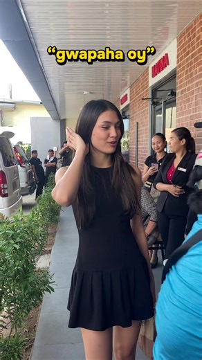 Gwapaha Oy: Humor sa Pagkabisaya ni Charlie Fleming