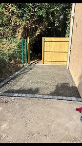 Installing Vuba GrassMac sub base for pet friendly artificial grass FDM Retreat and Academy Fairy DogMother #hellodoggy #grassmac #ResinBound #ResinBoundDriveway #artificialgrass #mixerman @vuba | Driveway & Decking Co