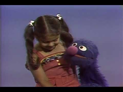Classic Sesame Street - Grover And Lisa Faces Full Version HQ 1978