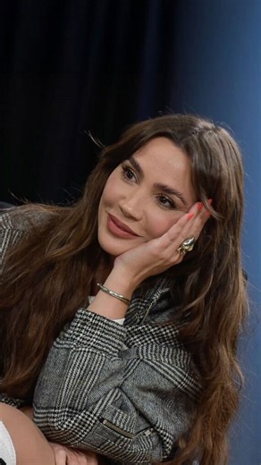 MARÍA LAURA SANTILLÁN CON CELESTE CID: EL ACOSO QUE SUFRIÓ DESDE LOS 15 AÑOS HASTA HACE MESES. “EMPEZÓ MANDÁNDOME CARTAS Y PRESERVATIVOS USADOS” Cuenta que fue muy reactiva, y que ahora con Santiago Korovsky, se escuchan y pueden reflexionar. Cómo fue llevar una vida muy exigente desde los 12 años, cuál fue el precio que pagó por eso. El inquietante acoso que sufrió desde los 15 años hasta hace pocos meses cuando el hombre fue a buscarla a otro país, la decisión hacer la denuncia. Cursos de coci