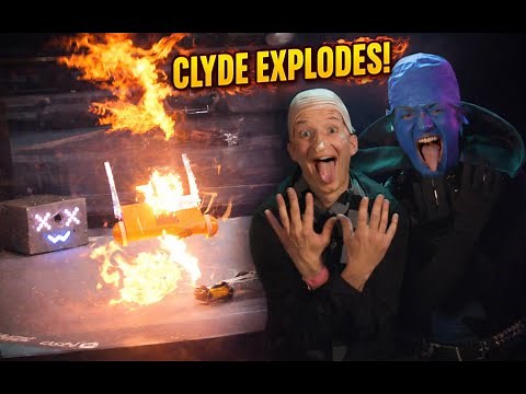 Flamethrower Robot EXPLODES - Clyde November 2025 NHRL Recap