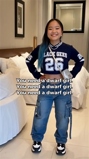 Drop a ❤️ If you need a 4'0 girlie like me. #dwarf #dwarfism #shortpeople #littlepeople #short