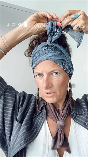 Refashioned Wearable Art on Instagram: "This blue matches nearly anything! Here’s the long turban styled in the statement knot. I’m Sarah, and I sew each headband in stretchy, tie-to-fit fabrics — and yes, we ship worldwide. Seamsbysarah.com"