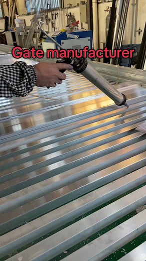 Manufacturer of aluminum gate on TikTok