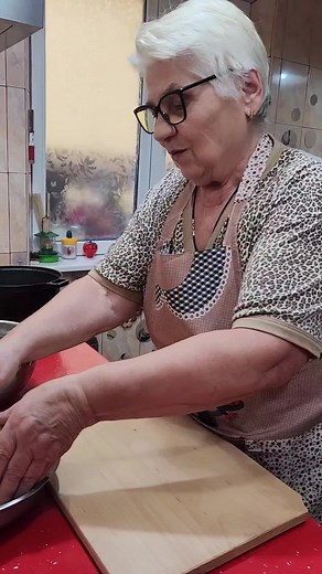 Delicioasa Varză Călită cu Jumări