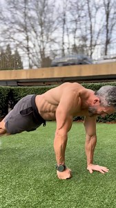 394K views · 10K reactions | Working in the gills  All you need is your body and the ability to connect it with your brain. Try 3-5 sets of 20 on each side and get ready to burn  My full training program in bio. Gills not included. Enjoy the weekend酪 #core #calisthenics #bodyweight #physique #mindbody #weekend | PaulSklarxfit | Facebook