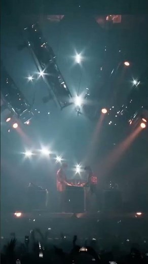 NEVERENDER - Live from Accor Arena #justice #tameimpala