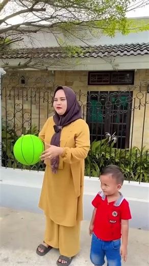 ball throwing training command🤣🤣