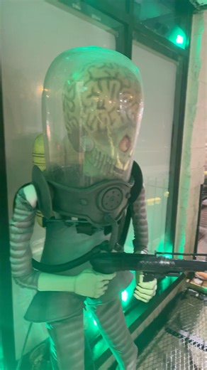 Mars Attacks! Alien Mothership spotted in Ft. Meyers sky!