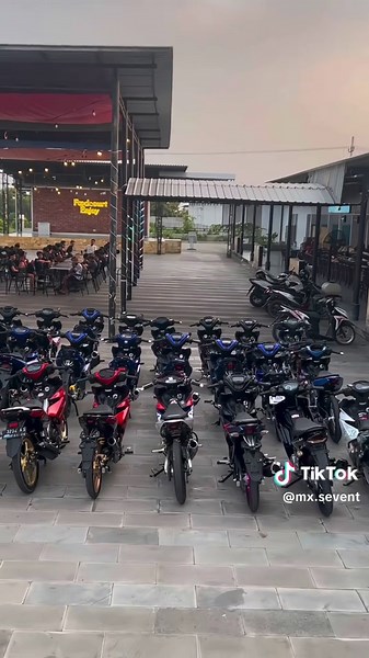 MX King 150: Stunning Modifications and Speed Tips