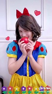 201105 WayV Official Tiktok Update ❤❤❤ "👑Princess Party (Feat. WayV❤️)🎥 ⠀ #WayV #WeiShenV #威神V" 🔗https://vt.tiktok.com/ZSXtcBPG/ ♡WeiWei♡ | Nctzen Indonesia