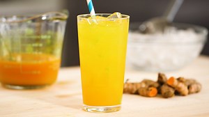 Go for the gold -- tonic, that is! In this new episode of Healthy Appetite, Shira Bocar uses antioxidant-packed turmeric to make a fizzy, energy-boosting drink. http://martha.ms/60038LORD | Martha Stewart