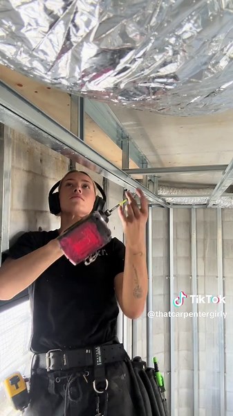 thatcarpentergirly (@thatcarpentergirly)’s videos with Tangerine - Tommy Newport