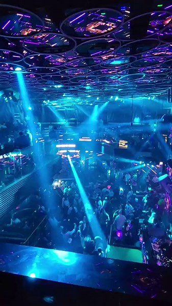 Experience the Best Music Party in Dubai at Omni Nightclub