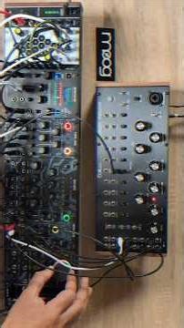 Strange Noises from moog SPECTRAVOX and modular System.The chaos in my Head. 😉