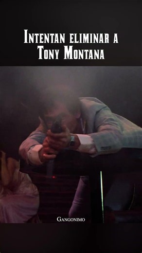 Dos sicarios intentan liquidar a Tony Montana en el Babylon Club: Tony vs Frank | Scarface