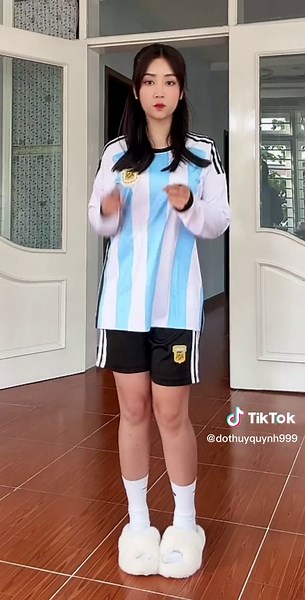 1 chiếc cờ líp khẳng định mình fan M10 🥰 (DC: @Gác 🙆🏻 ) #gaytvmedia #trend #tiktokdance