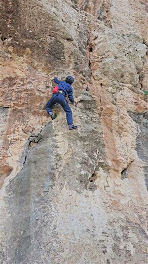 climbing 5.11