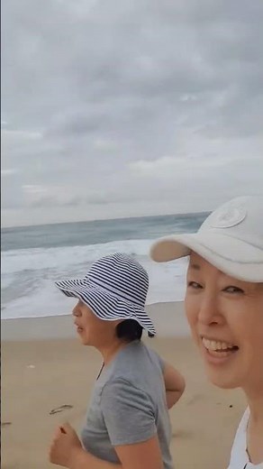 running at the beach #wellness routine#러닝 #조깅 #오운완#중년운동# #스마일걸#smile girl #1일1운동 #endless summer