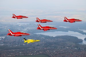 3.3K views · 16 reactions | The RAF Red Arrows display team are launching their 60th ‘Diamond’ season. Join Iain Lynn for exclusive interviews and a behind-the scenes look at RAF Waddington ✈️ https://www.shotstv.com/watch/vod/52381076 #RedArrows #pilotlife | Mansfield Chad | Facebook