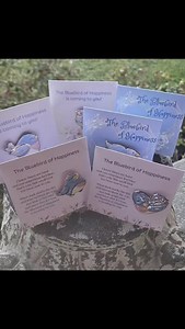 ️✨ Introducing the Bluebird “Hope” Note Card & Pin ✨️ From the...