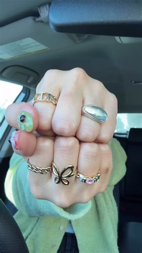 irene 𖦹˚⋆ on Instagram: "from a few months back! lady bug nails 🐞🍀 #nailart #pressonnails #nailinspo #ladybugnails #nailtransition"