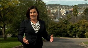 Locals inside the new border blue zone, can now cross the border to move house. | 7NEWS Border