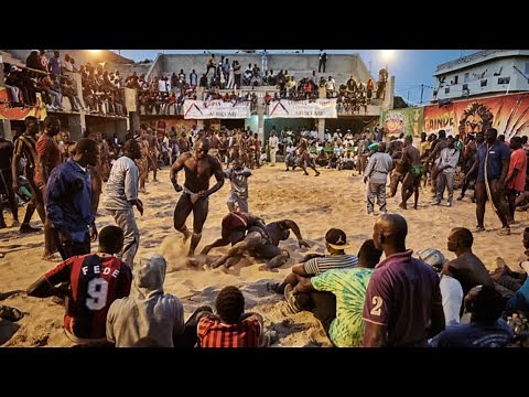 💪🏾 En direct Adrien Senghor vivez le meilleur de la lutte simple