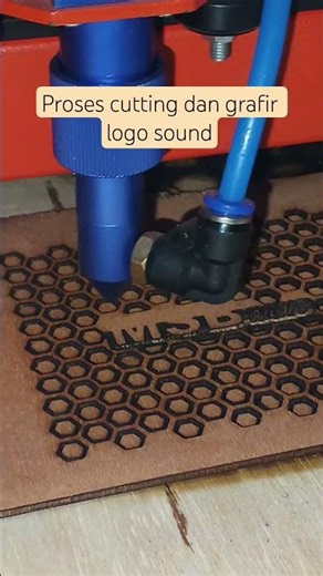Proses cutting dan grafir logo sound #cnc #lasercutting