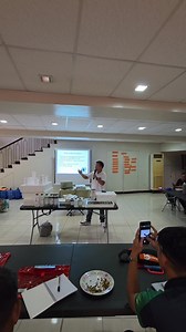 Katanim Explains Hydroponics For leafy vegetables, you can grow them in 3 systems: ✨ Kratky – simple & low-cost, great for beginners. ✨ NFT (Nutrient Film Technique) – continuous flow for faster growth. ✨ DWC (Deep Water Culture) – roots fully submerged for steady nutrition. But for fruit-bearing crops (like cucumber, pepper, or melon), we need a bigger root zone. Why? Because these crops demand more nutrients and water to support their flowers and fruits. The right system ensures stronger roots