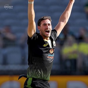 Mitchell Starc's superb double-strike ensured Australia's bowling innings got off to the best possible start! | cricket.com.au